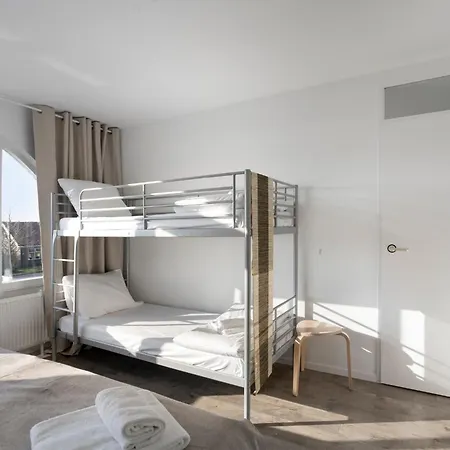 Daire Comfortable Near The Coast *