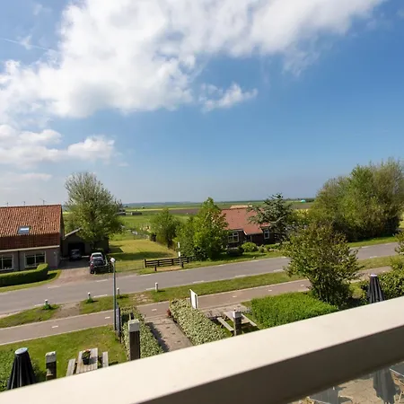 Comfortable Near The Coast Burgerbrug